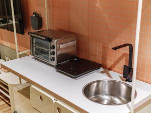 the somos flats provenza