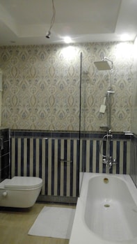 jasmine pyramids hotel