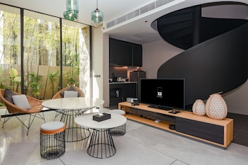 cross pattaya oceanphere