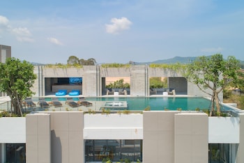 cross pattaya oceanphere