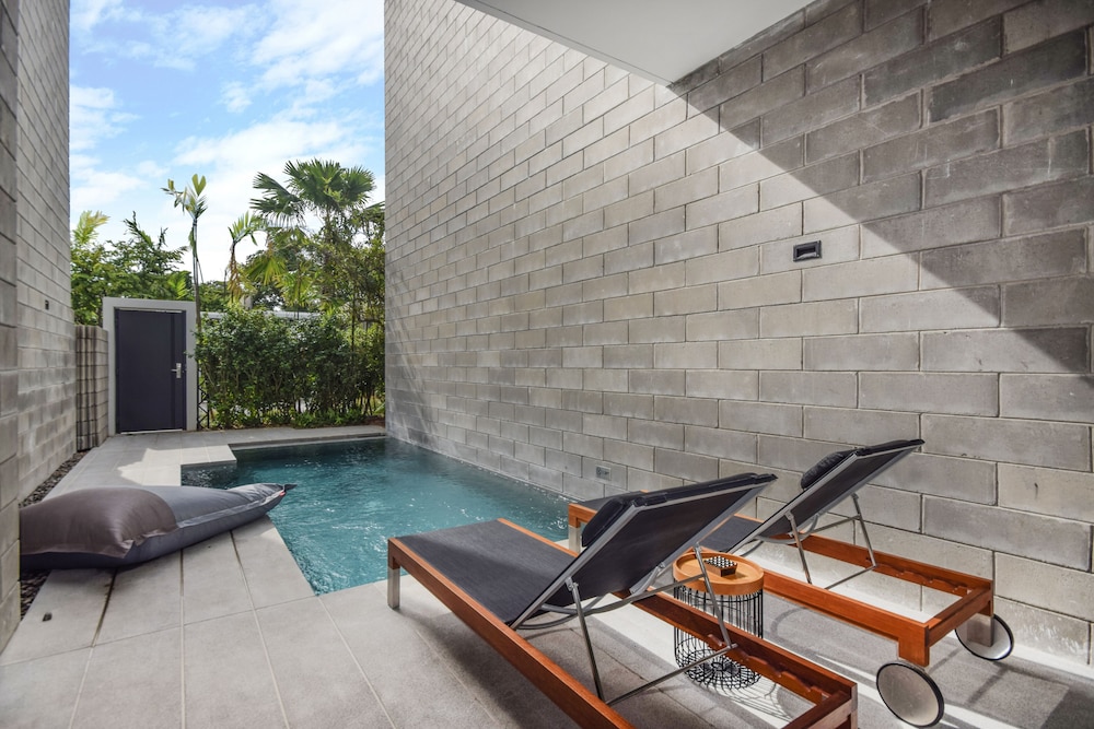 cross pattaya oceanphere