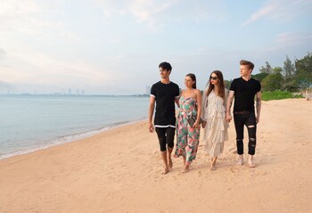 cross pattaya oceanphere