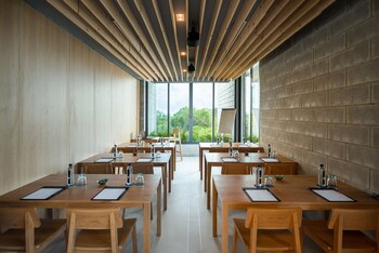 cross pattaya oceanphere