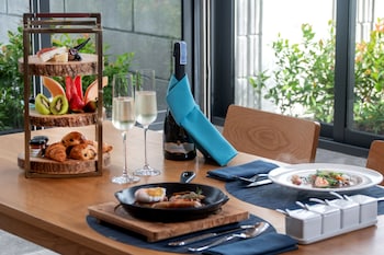 cross pattaya oceanphere