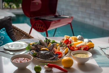 cross pattaya oceanphere