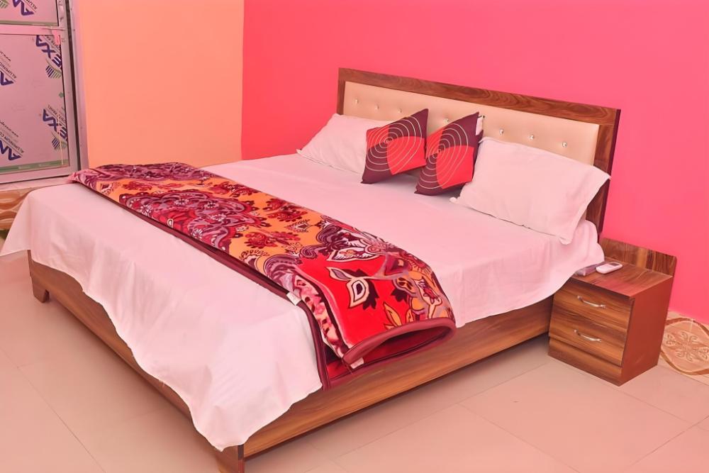 hotel sahu rooms ayodhya