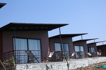 gandhisagar forest retreat