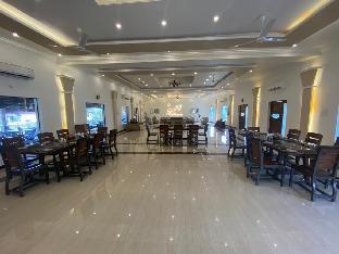 tuli veer bagh resort turia