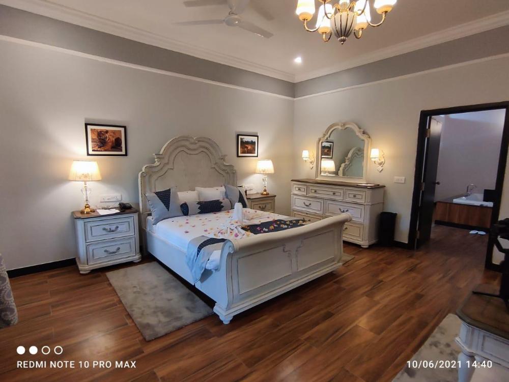 tuli veer bagh resort turia