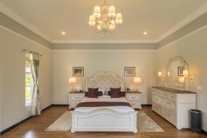 tuli veer bagh resort turia