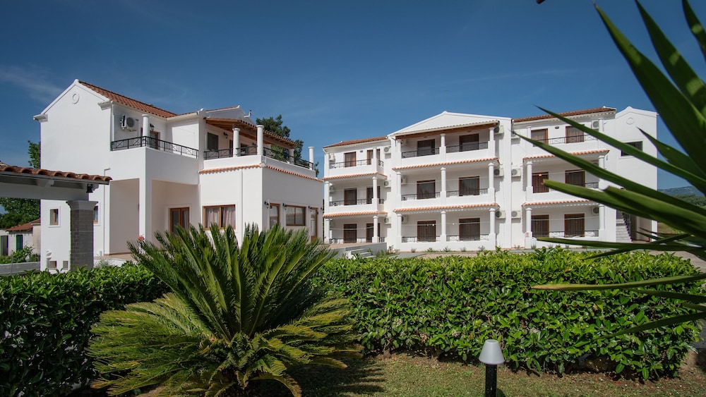 goudelis apartments