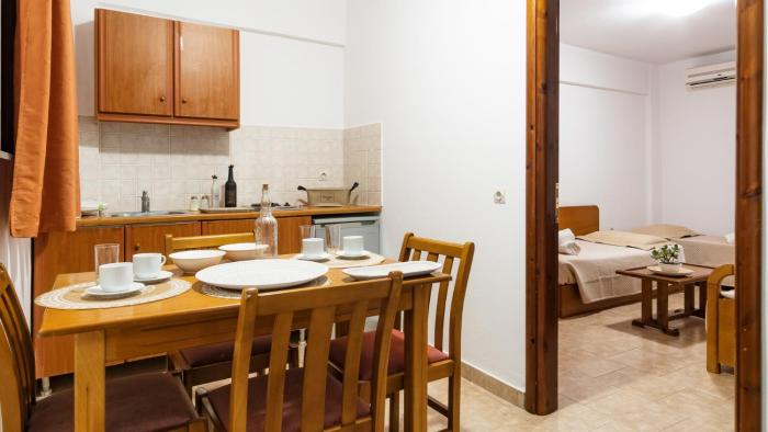 goudelis apartments