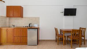 goudelis apartments