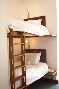 Eendracht Hotel,Cape Winelands>>Cape Town,4 star