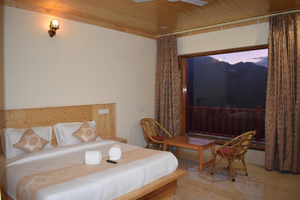 The Vintage Hill Village - Himalayan Boutique Resort,Kanatal>>Dhanaulti,3 star