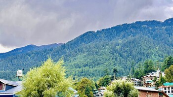 hotel manu vatika manali