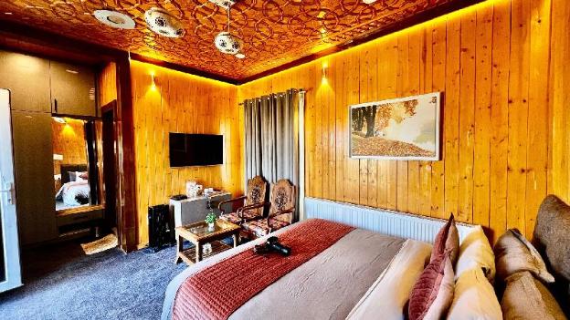 gulmarg woods by stay pattern