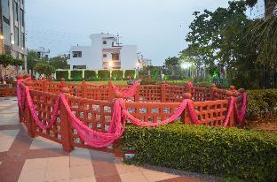 hotel lake view grand
