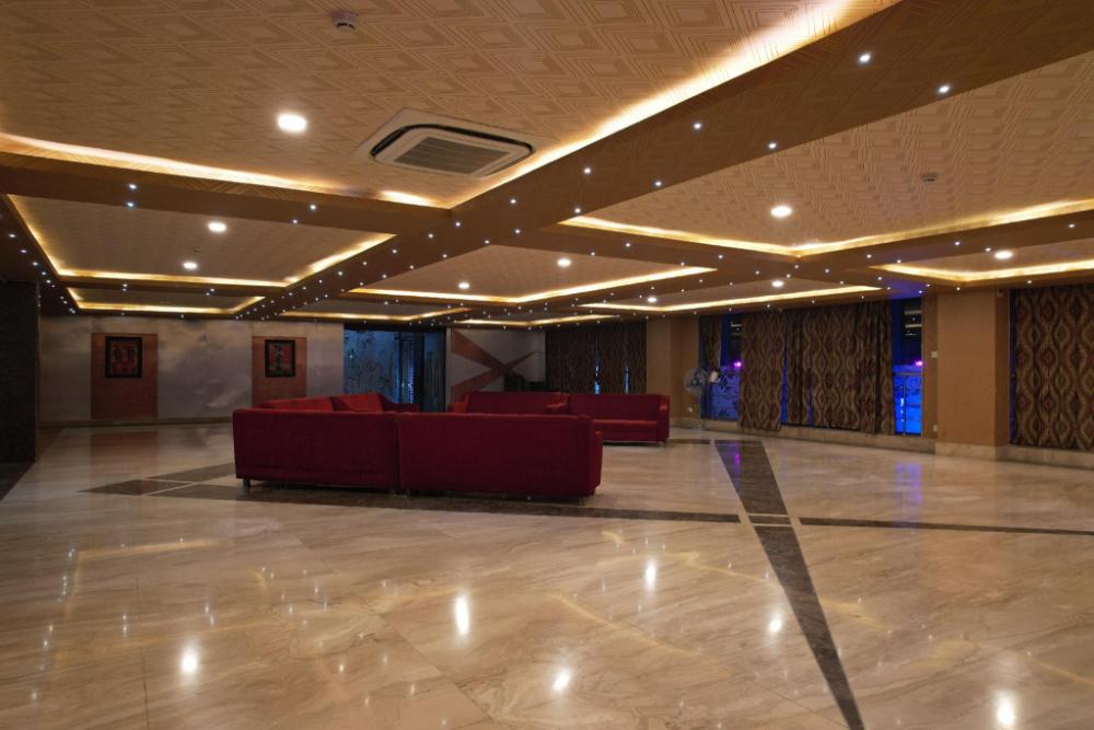 hotel lake view grand