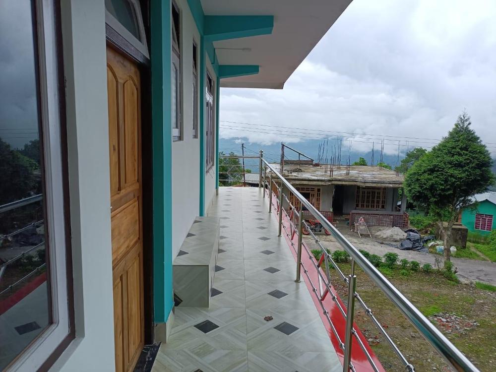 mairung gaon farm stay