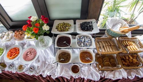 hotel zahrat al jabal