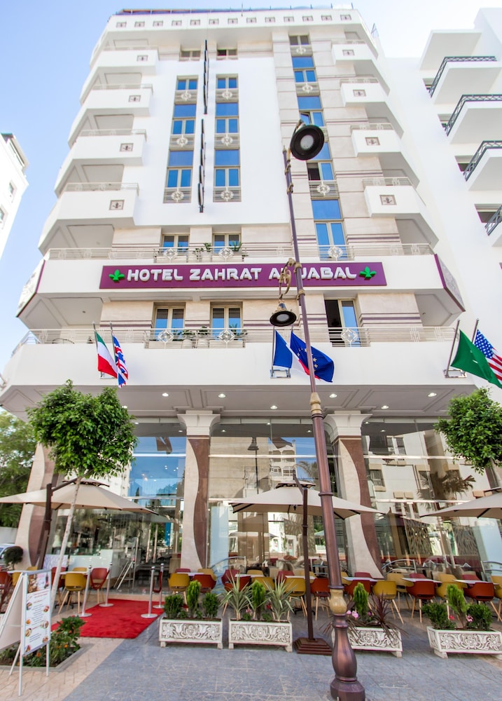 hotel zahrat al jabal