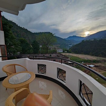 pride resort rudraprayag