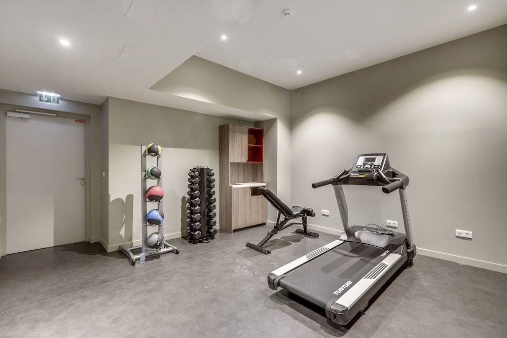 mode paris aparthotel