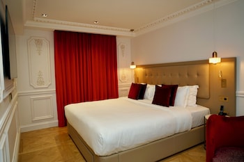 mode paris aparthotel