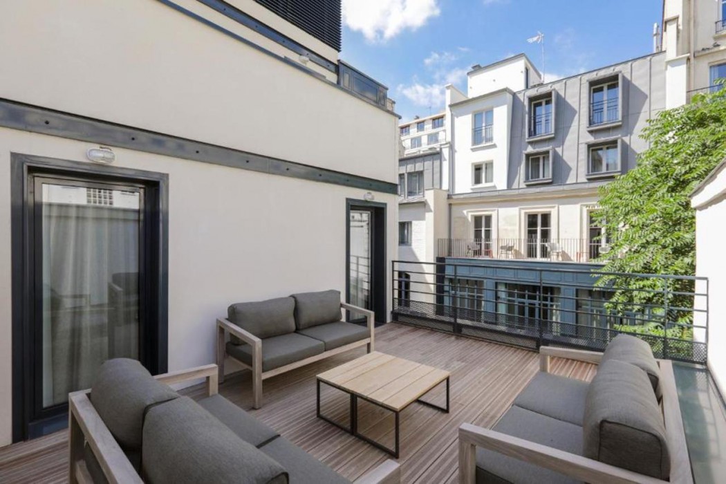 mode paris aparthotel