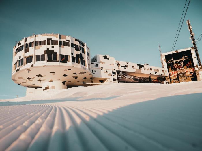 galaaxy mountain hostel