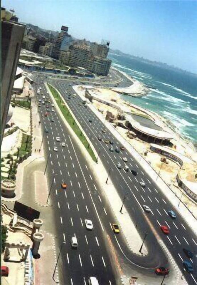 trio hotel kaoud sporting