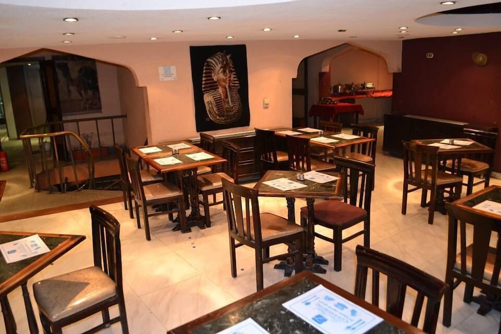 trio hotel kaoud sporting