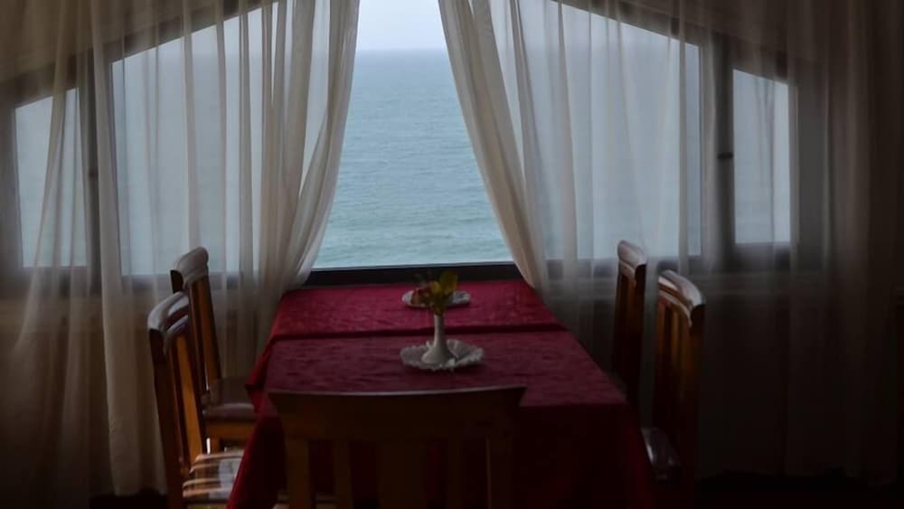 trio hotel kaoud sporting