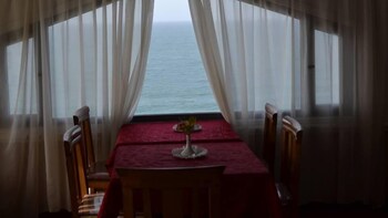 trio hotel kaoud sporting