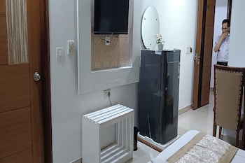 zen inn luxury hotel