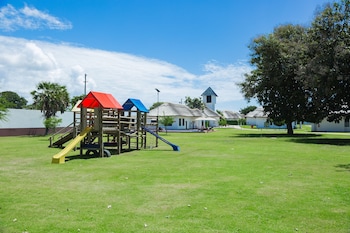 aya sophia villa garden hotel