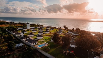 aya sophia villa garden hotel