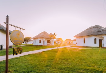 aya sophia villa garden hotel