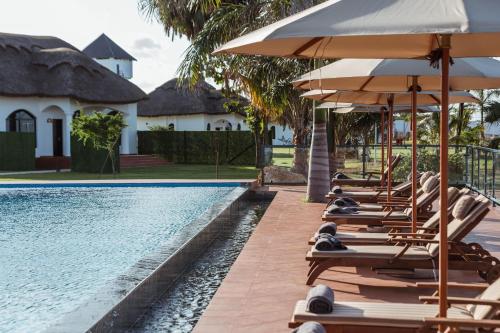 aya sophia villa garden hotel