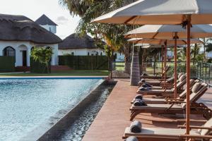 aya sophia villa garden hotel