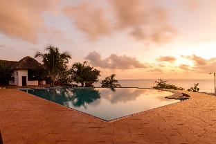 aya sophia villa garden hotel