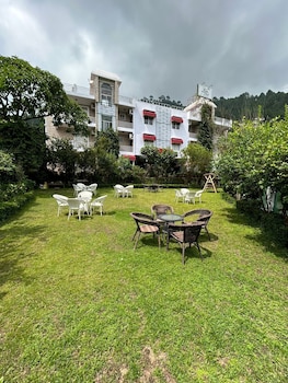 Royal Court By The Lake Hill,Nainital>>Bhimtal,3 star