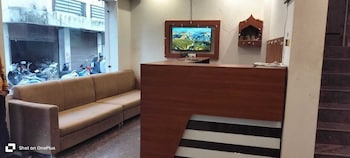 hotel kaushik palace