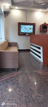 hotel kaushik palace