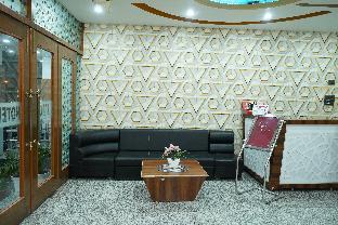 Jmc Hotel The Moon,Indore>>Dhar,2 star