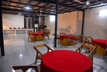 qcent woods spa and resort