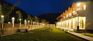 qcent woods spa and resort
