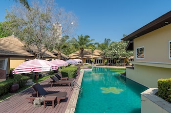 east sea paradise hotel