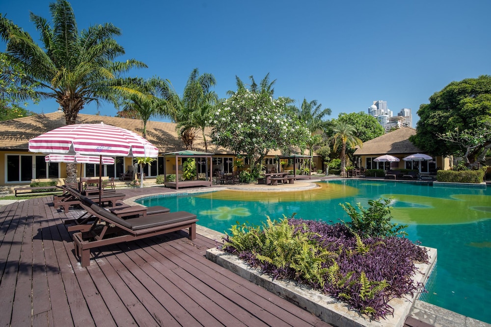 east sea paradise hotel